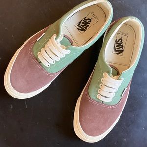 Vans Green and brown canvas sneakers sz10 - worn once